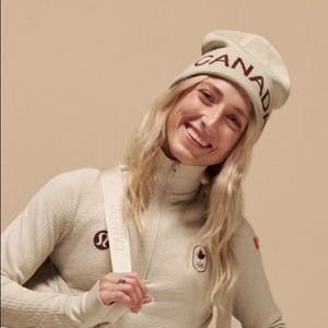 LululemonTeam Canada Wool-Blend Reversible Beanie Natural Ivory/Light Ivory/Red